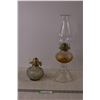 Image 4 : (2) Kerosene Lamps w/ (1) Chimney