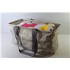 Image 5 : (2) Throw Blankets (60" x 48" - 38" x 36") - Carry Bag