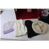Image 3 : Ladies Runners (size 7) - Toques - Mits - Gamer Girl Hat