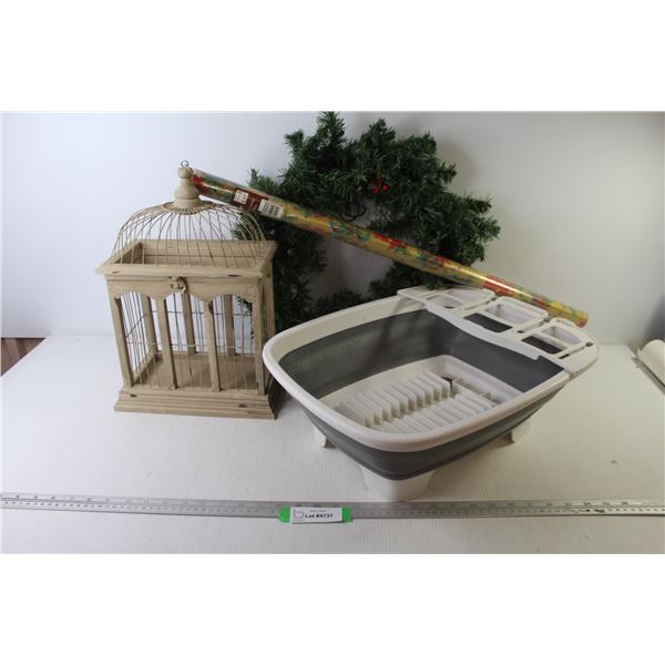 Collapsible Camp Sink - Ornamental Bird Cage - Wreath 7 Wrapping Paper