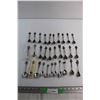 Image 1 : (33)  Souvenir Silver Spoons