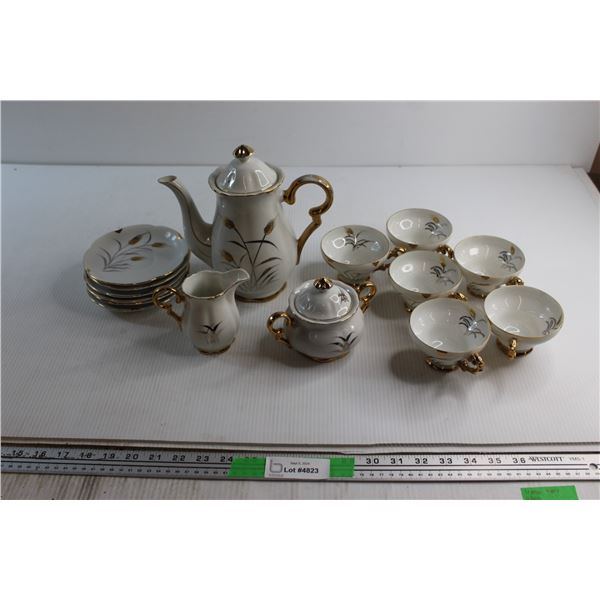 15 pc Oakwood Japanese Hand Painted Tea Set