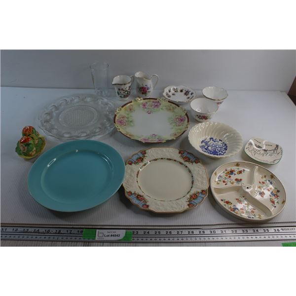 (2) Creamers, Salt & Pepper Shakers and Assorted Glassware