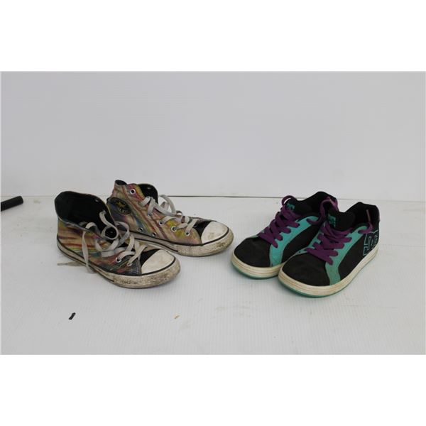 (2) Pairs of Kid's Runners - Converse (size 1.5) DC (size 1)