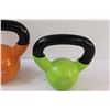 Image 3 : (2) Kettle Bells: 15lb & 10lb