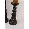 Image 5 : (2) Wooden Candle Holders w/ Candles - 17" & 14" Tall