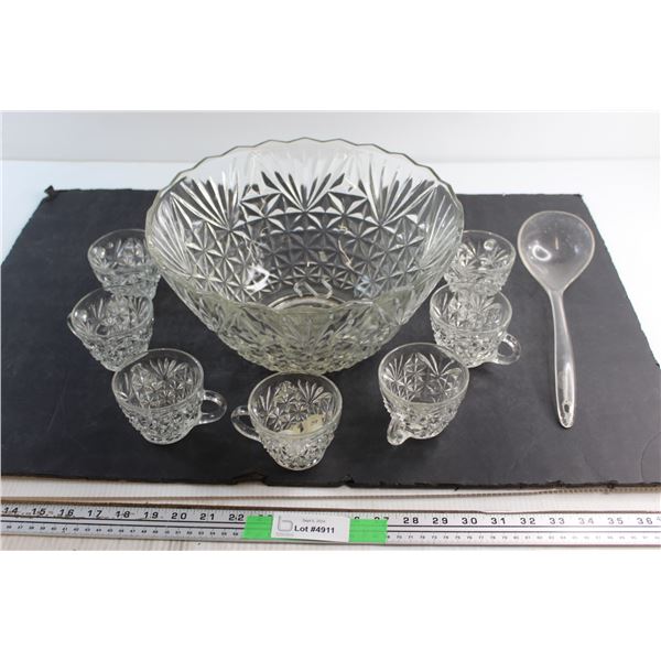 Glass Punch Bowl 12'', (7) Glass Cups and Plastic Ladle