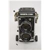 Image 5 : Mamiya C220 Camera Set with Manual for C330