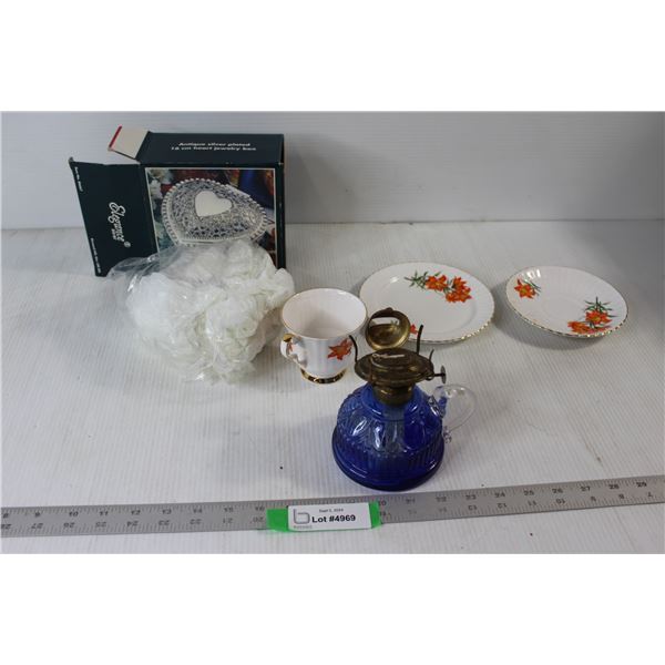 Elegance Silver Antique Silver Plated 16 cm heart Jewelry Box, Royal Windsor Prairie Lily Tea Cup an