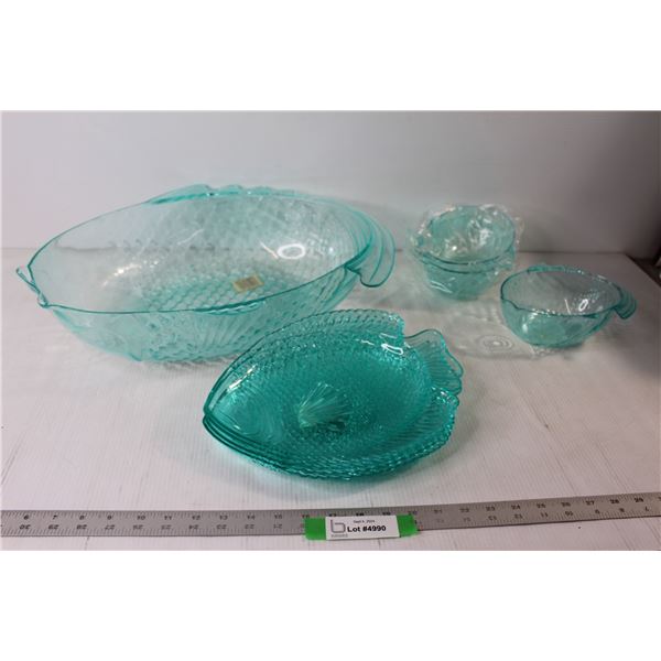 Fish Designed Big Bowl, (3) Fish Designed Bowls, (4) Fish Designed Plates