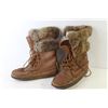 Image 3 : Gum Sole Leather Boots w/Fur Top Edge - Lined - Gum sole (missing poms - fits like 9.5 Men's)
