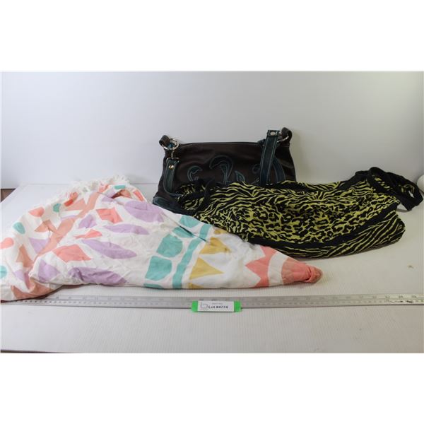Ladies Purse - Round Cloth Table Cloth - Zippered Cloth Shoulder Bag