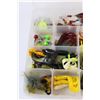 Image 3 : Fishing Tackle Organizer: Lead Heads, Jig Tails, Lead Weights, Feathers, Feathers