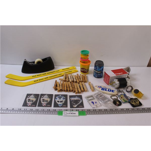 Mini Puck Sticks, Play-Doh, Plug End 