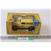 Image 1 : Chevrolet Delivery Wagon 1937 1:25 Scale - NIB