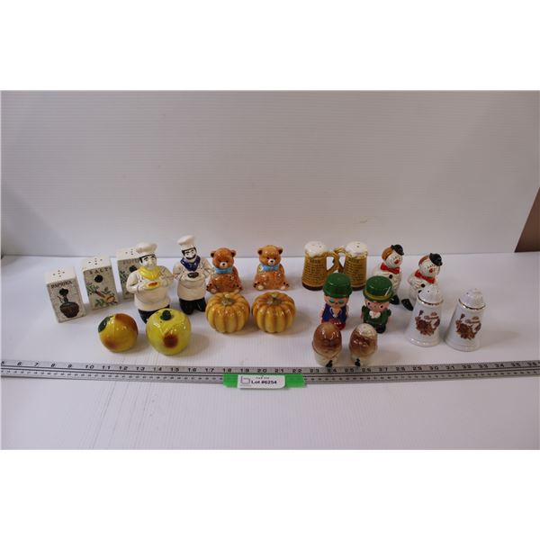 (10) Salt & Pepper Shakers: Bears, Clown, Chef, Veggies