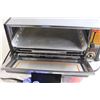 Image 2 : General Electric Toaster Oven - Turns On