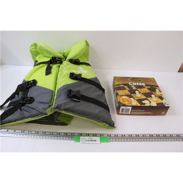 Sterns Youth Life Jacket & Chess Board Game (as is)