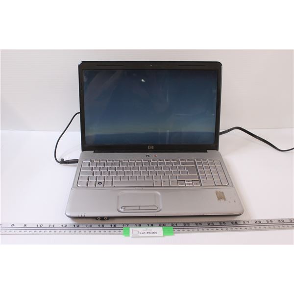 HP Laptop - 16" Screen - Powers On, as is