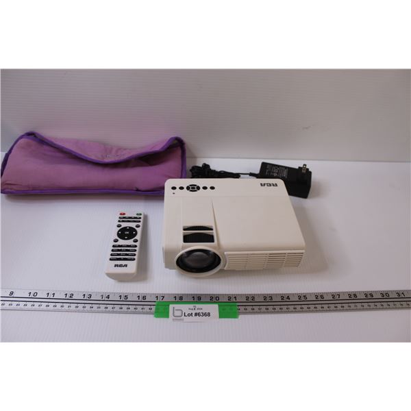 RCA Projector (Doesn't Turn On) & Remote