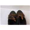 Image 5 : Timberland Work Shoes - Size 9W - Some Wear