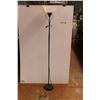 Image 1 : *Floor Lamp 71'' - Untested