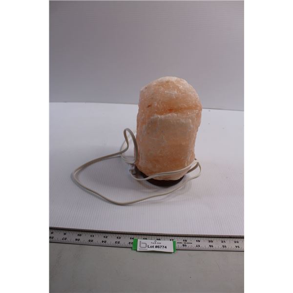 Himalayan Salt Lamp - Untested