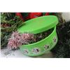 Image 2 : (2) Display Lights - Wreath - Garland - Woven Basket - Plastic Container - Gift Bag