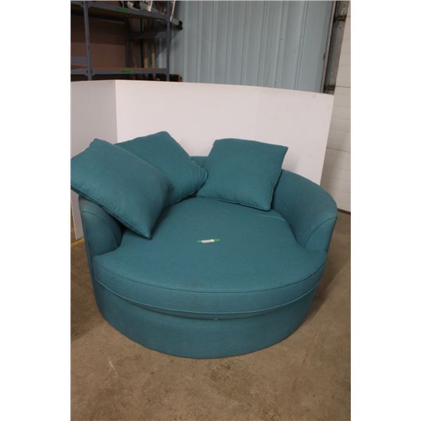 * Round Oversized Sofa Chair