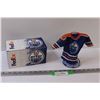 Image 1 : Edmonton Oilers Season Ticket Holders Grant Fuhr Mini Jersey On Stand in Box