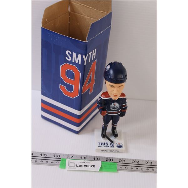 Edmonton Oilers Season Ticket Holders Ryan Smyth Bobblehead On Stand in Box