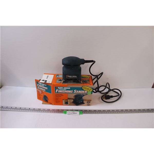 Black & Decker Palm Sander in Box - Works
