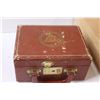 Image 3 : Okanagan Valley Wooden Box & Locking Mini Travel Case, no key