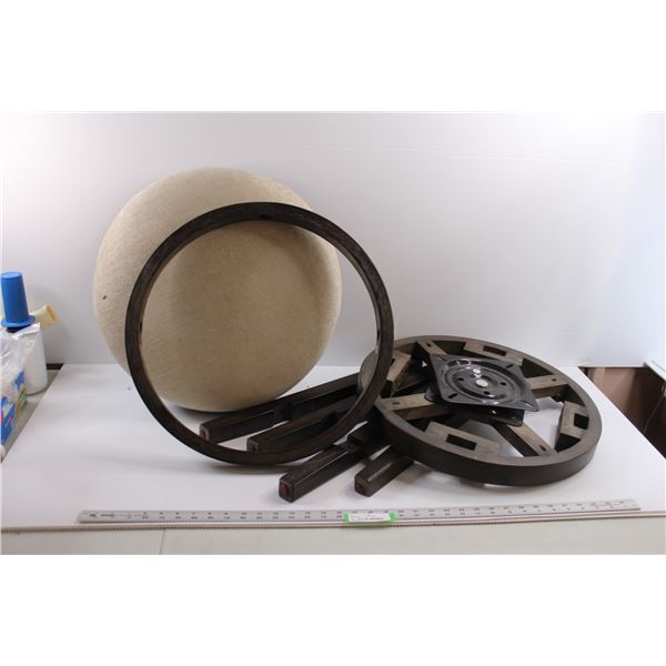 *Swiveling Stool - Not Assembled, No Hardware