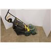 Image 3 : *Yardworks Electric Blower /Vac - Working