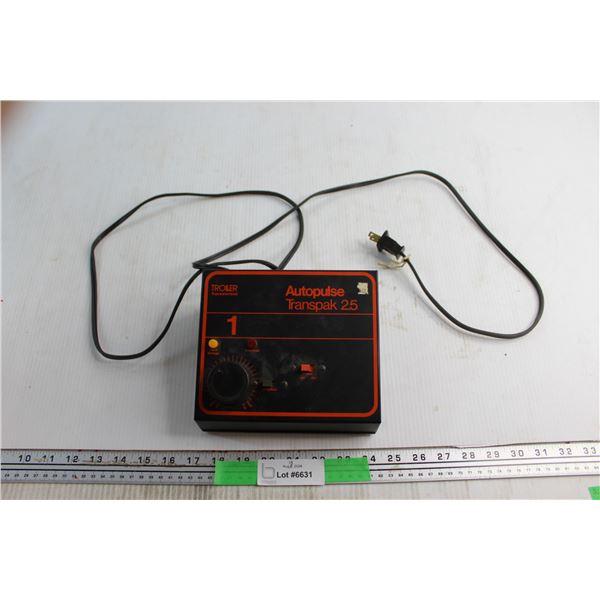 Troller Autopulse Transpak 2.5  Model Railroad Power Pack - As Is