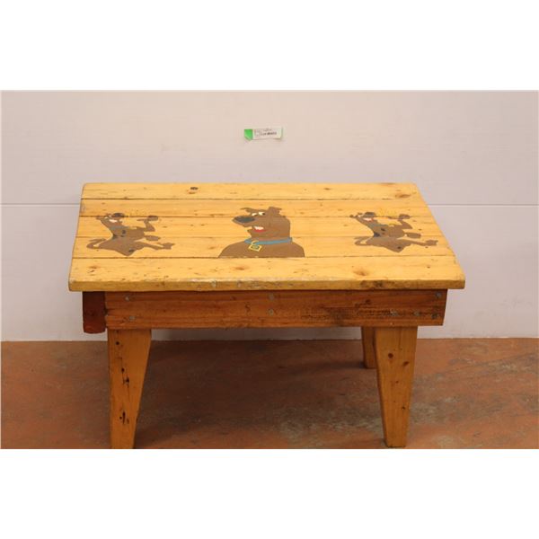 *Scooby Doo Table (29.5"x19"x17")
