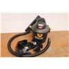 Image 1 : * 8 Gal Shop Vac w/Attachments - Appears New