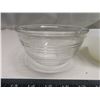 Image 3 : 2 Small Bowls