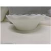 Image 7 : Milk Glass Bowl & Cup Set