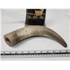 Image 2 : 2 Decorative horns - 1 carved with an eagle & 1 bull horn