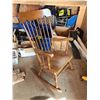 Image 2 : Solid wood rocking chair - 41"Hx24"Wx30"D