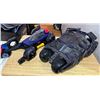 Image 2 : Batman car & vehicles - box of toys