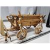 Image 4 : 2 Horse figurines & wooden wagon