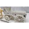 Image 5 : 2 Horse figurines & wooden wagon, w/ mirror accents