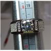 Image 1 : 1.00 CT GRA CERTIFIED MOISSANITE VVS D COLOR WITH 56 ROUND CUT CUBIC ZIRCONIUM SET ON EITHER SIDE AN