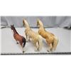 Image 4 : 3 Horse figurines