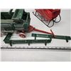 Image 2 : Green wagon and red sleigh