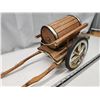Image 2 : Large barrel wagon - 18" long