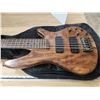 Image 2 : Very nice - Solid wood electric bass guitar, 5 string - no markings - w/ carrying case